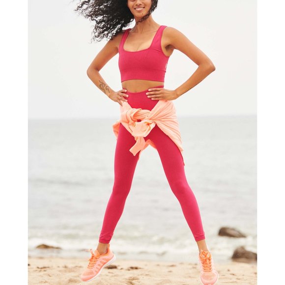 NWT FP Movement Good Karma Legging / Pomegranite - Picture 6 of 8